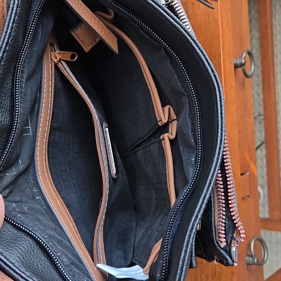 Rosetti Crossbody Adjustable Strap Black with Camel trim - Picture 3 of 8